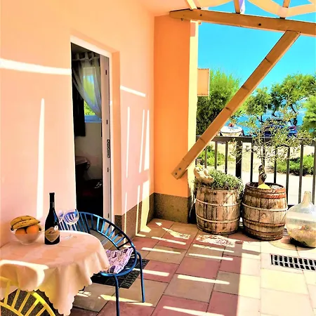 Marinovi Dvori Apartment Slatine